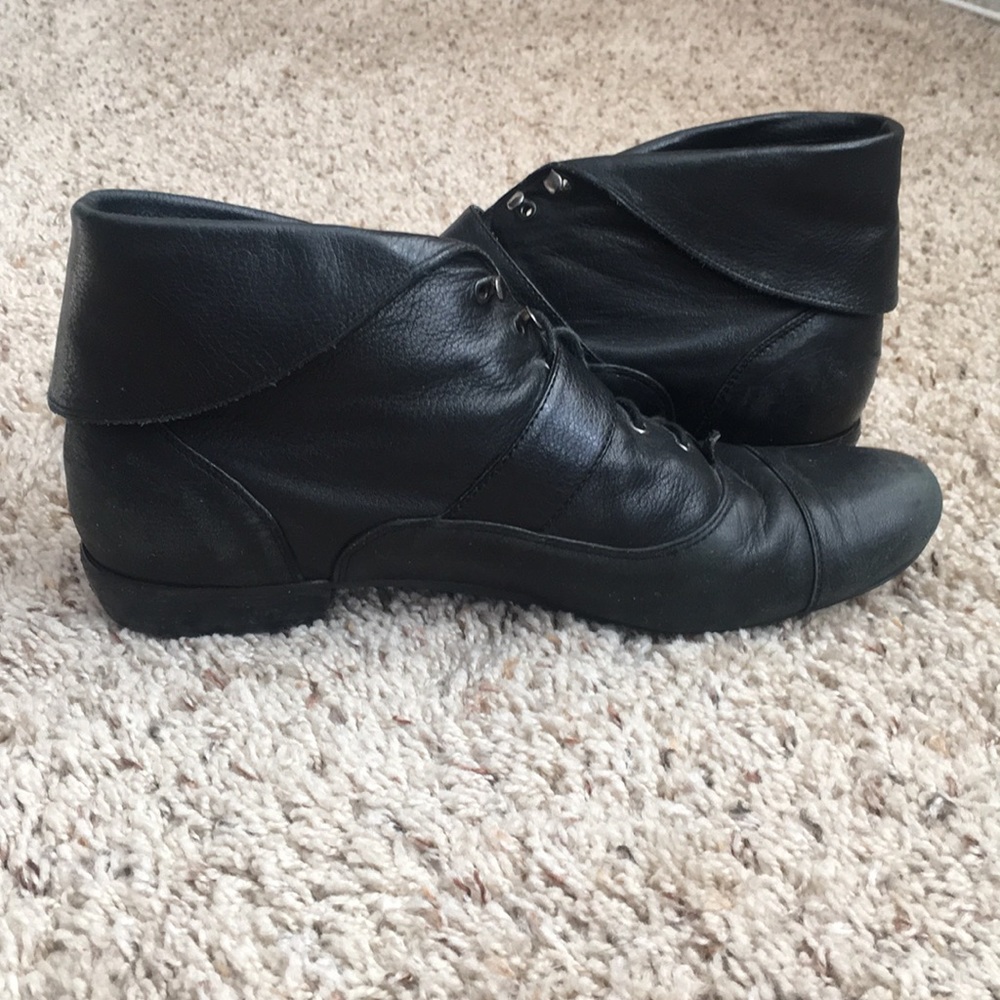 *SOLD ON MERCARI*